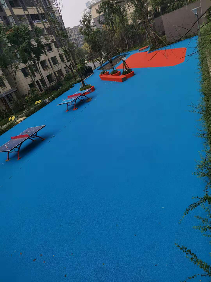 隆鑫.鸿府儿童活动区塑胶